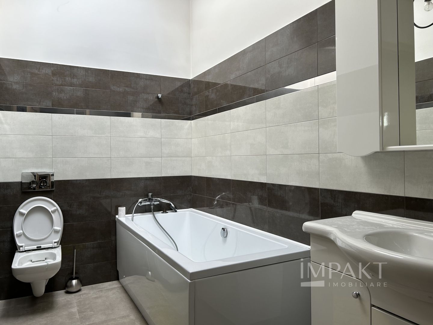 Inchiriere casa draguta in Someseni! - Poză 11