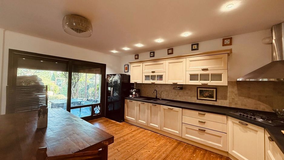 Vila 5 camere cu LIFT| Complex privat cu piscină | Iancu Nicolae - Poză 3