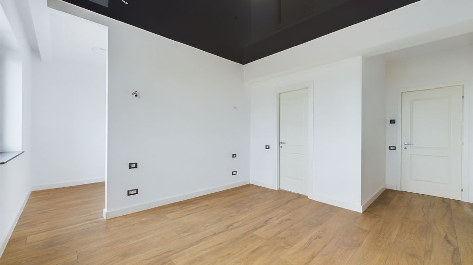 Penthouse Elegant de 4 Camere cu Terasă Panoramică, Bulevardul Pipera - Poză 2