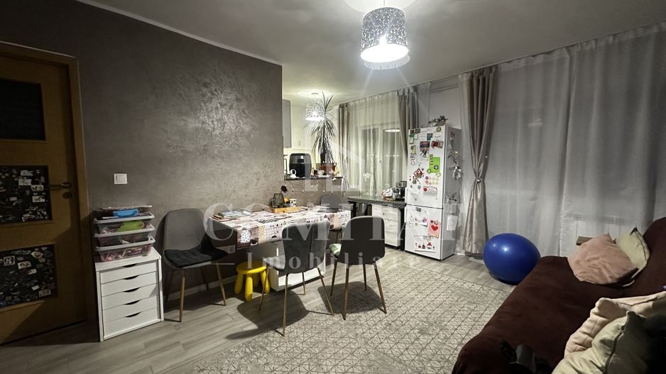 Apartament 2 camere | Loc de parcare | Zona Str Stejarului - Poză 1