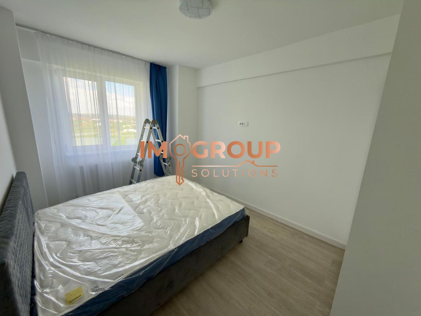 Visoianu - 3 camere + loc de parcare - bloc nou INTABULAT - Poză 3