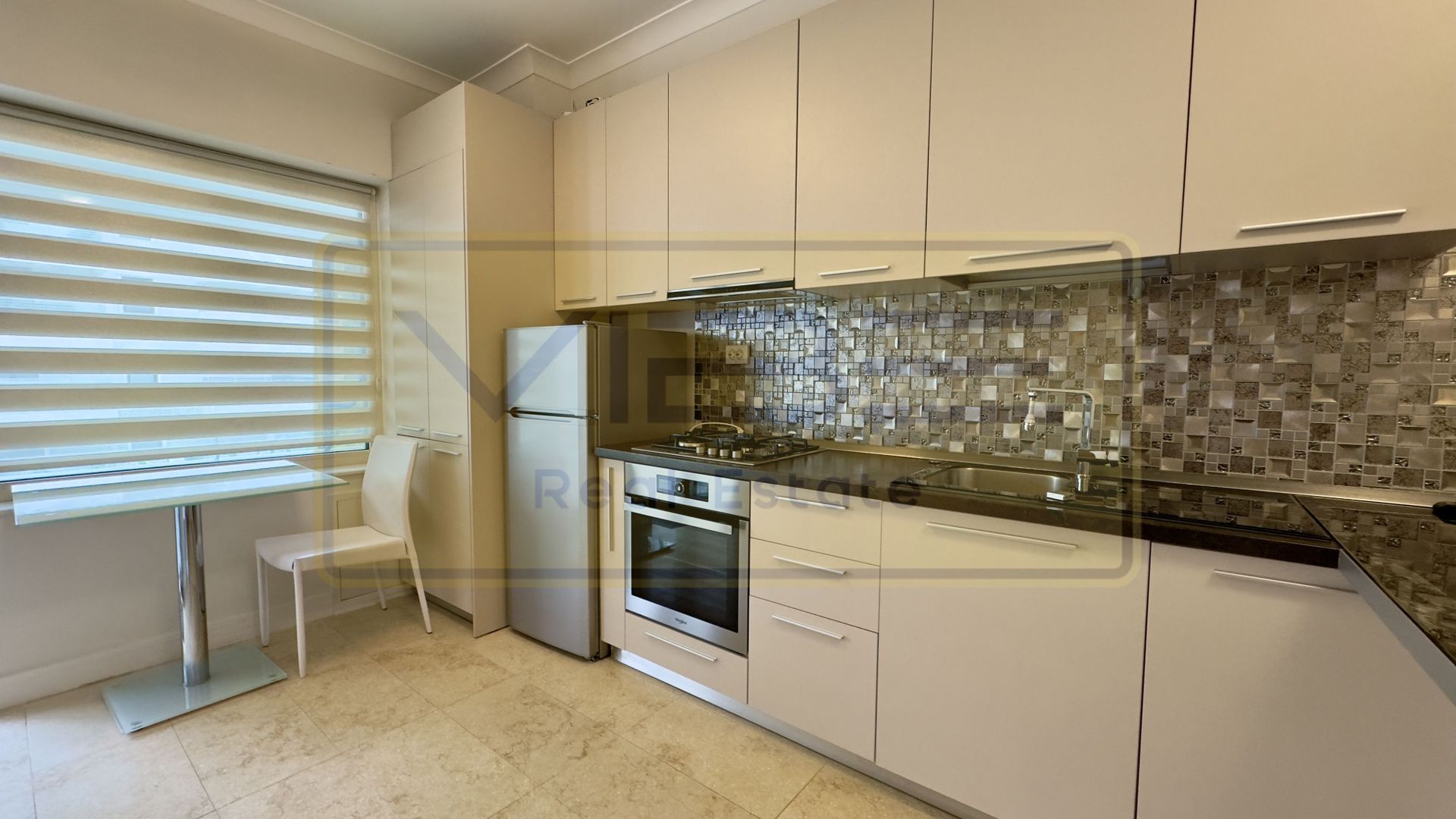 ROYAL TOWN 2 CAMERE OPEN-SPACE + PARCARE - Poză 6