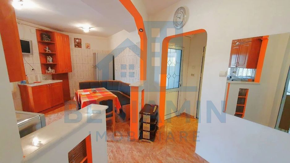 Apartament 2 camere-Decomandat-Spitalul Judetean-69mp-Spatios-Luminos - Poză 3