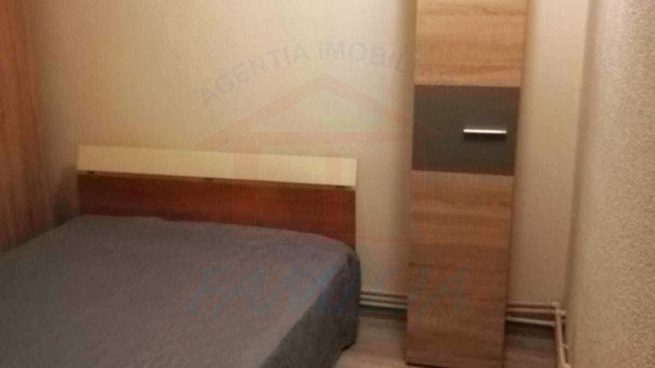 79.900 Euro neg, 3cam, dec. liber, et 1, utilat si mobilat str.Traian - Poză 6