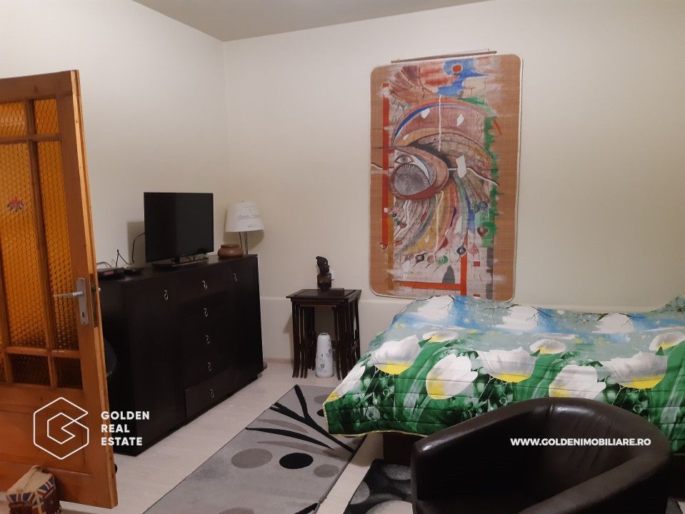 Casa mare, cu 4 apartamente a cate 1, 2, 3 și 4 camere fiecare - Poză 17