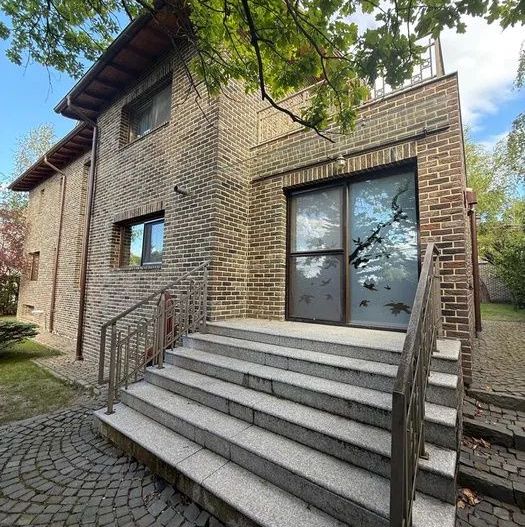 Casa individuala l 310 mp utili l 900 mp teren l garaj l Faget - Poză 1