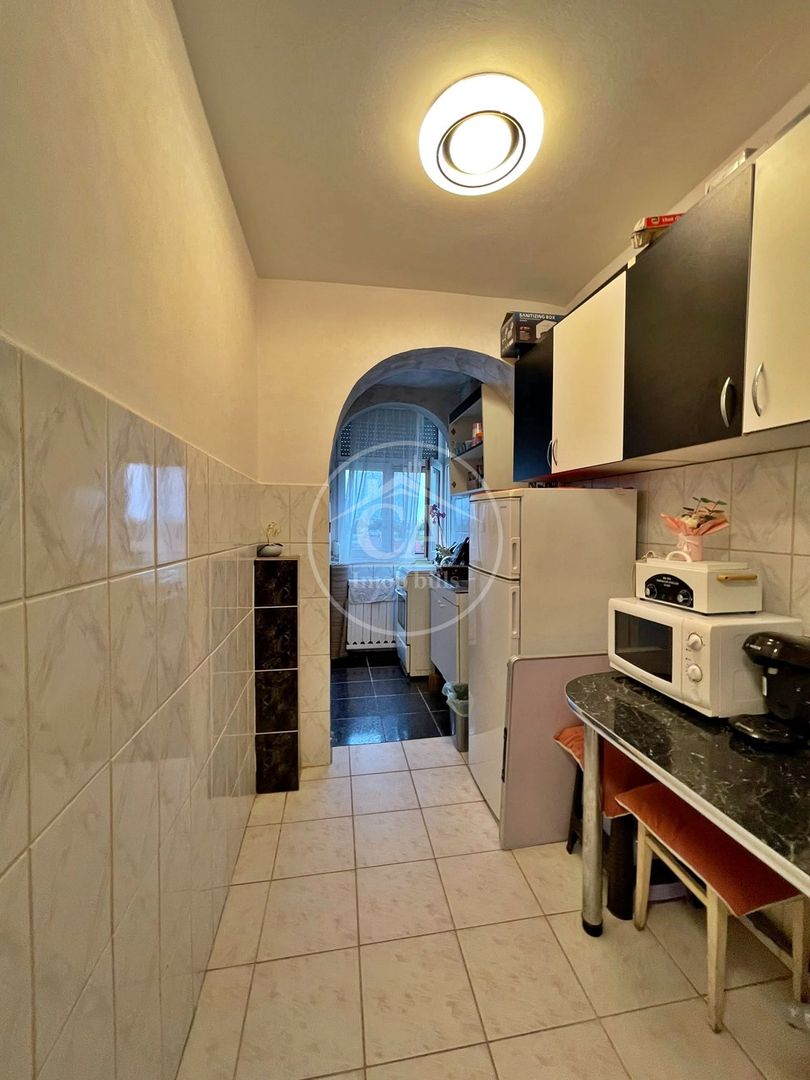 Apartament de vanzare cu 1 camera in zona Cantemir Oradea - Poză 4