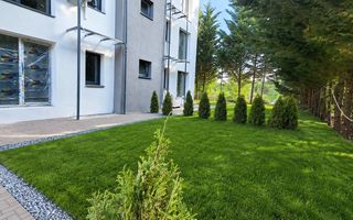 Apartament 2 camere + gradina 50 mp, la cheie , Cristian - Poză 8