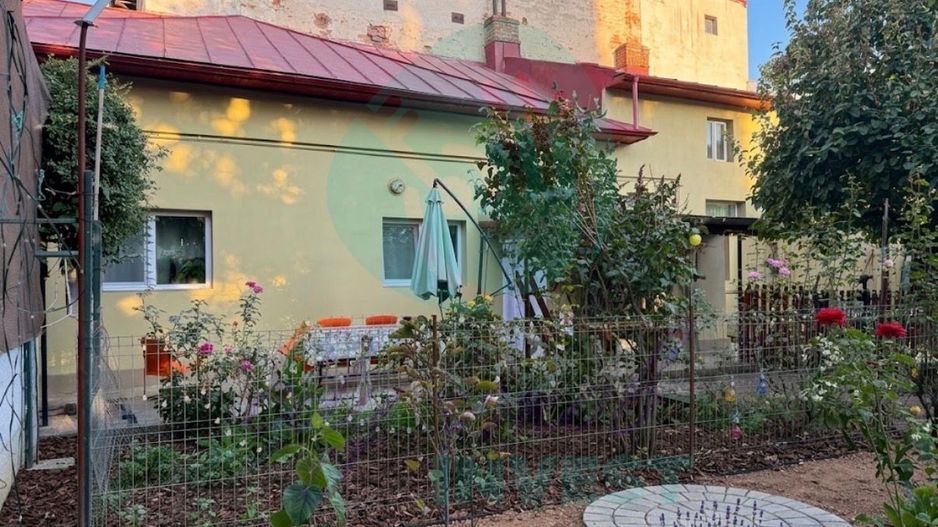 Căsuță interbelică în Cartierul Evreiesc | 225 mp teren | Curte liberă 135 mp - Poză 4