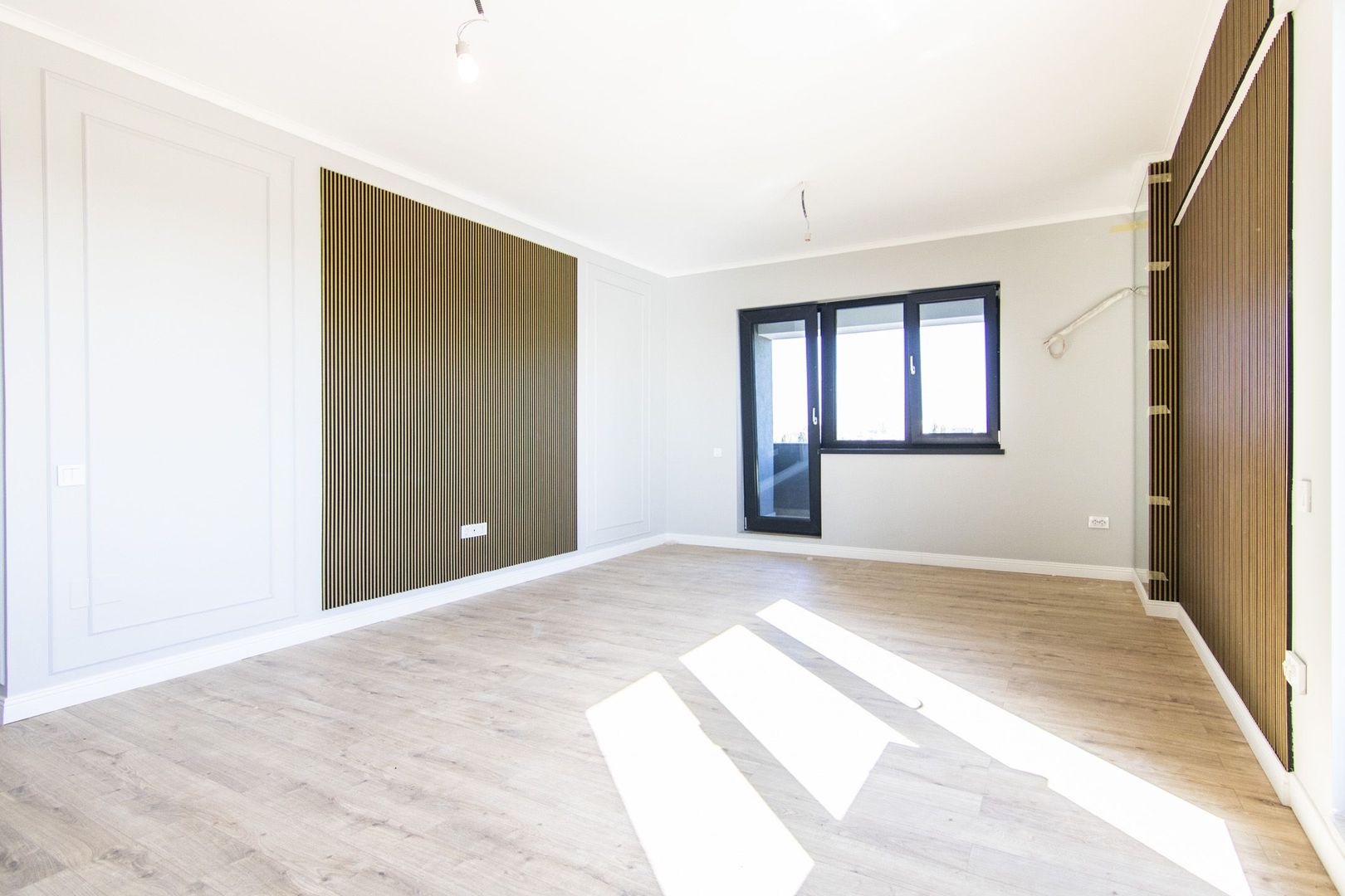 Apartament cu 4 Camere | 170 mp | 42 mp Terasa | Militari | Metrou Pacii - Poză 2