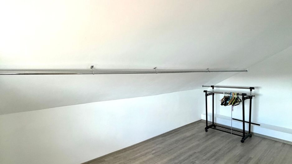 1100 e/ mp - Casa individuala  - 700 mp teren - la asfalt - Sacalaz - Poză 15