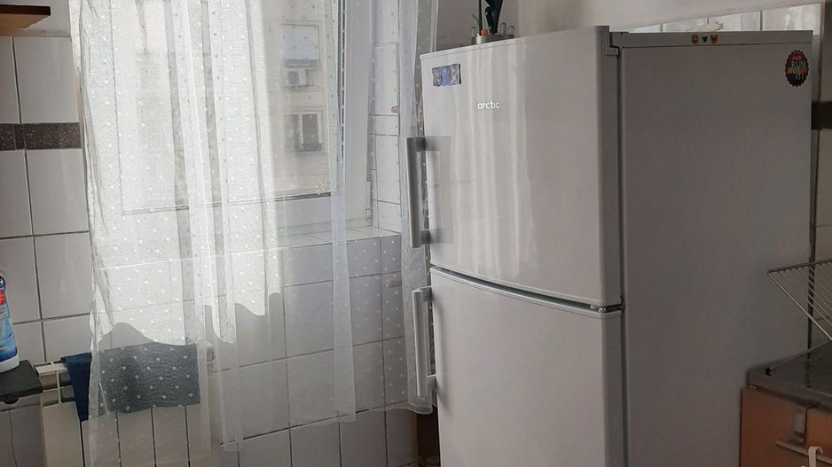 GARSONIERA NATIUNILE UNITE - BUCATARIE INCHISA, MOBILAT/ UTILAT MODERN - Poză 5