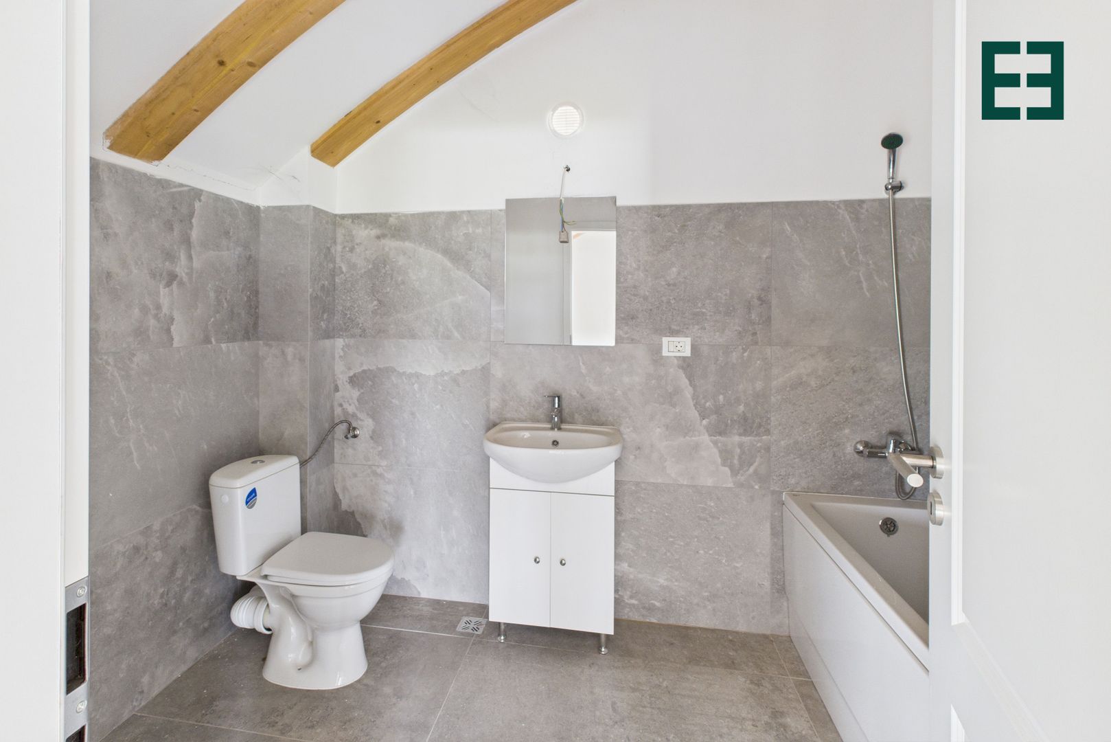 Rate la Dezvoltator - Penthouse 3 camere - Zona Șagului - Timișoara - Poză 4