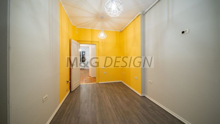 Apartament cu 4 camere la casa, zona Balcescu-ideal birouri - Poză 2