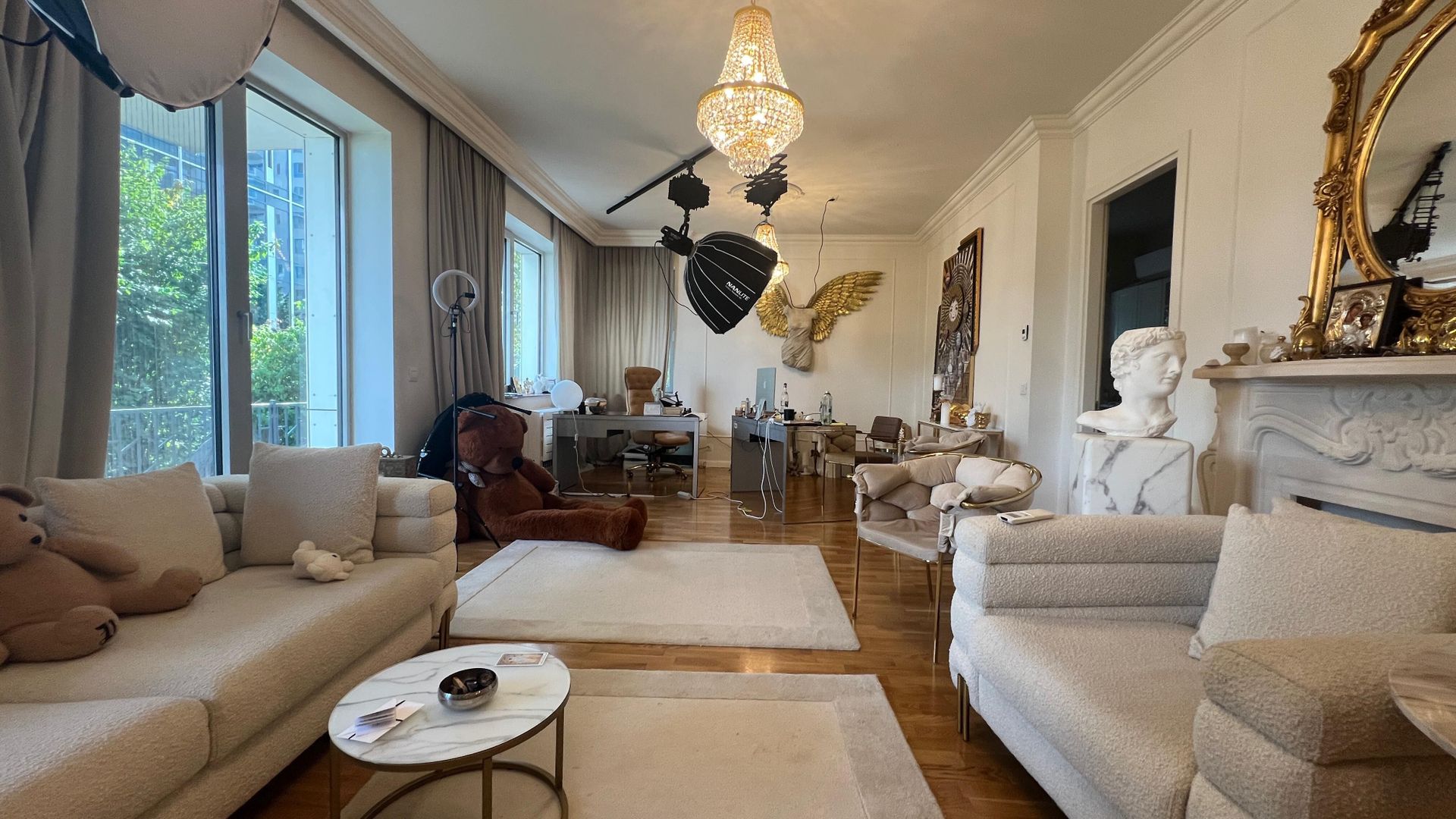 3 camere plus curte amenajata de 56 mp - Poză 6