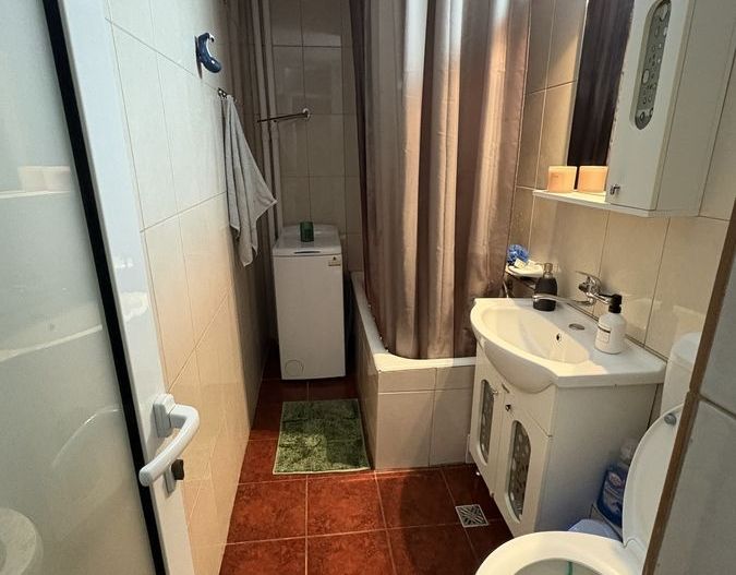 Garsoniera spatioasa in zona Piata Muncii - Campia Libertatii - Poză 10