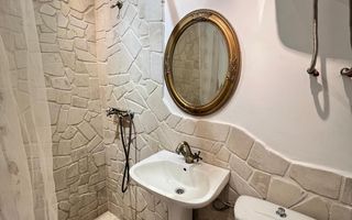 Garsoniera cu terasa proprie in vila interbelica | 20 mp + 16 mp terasa | Centru - Poză 4