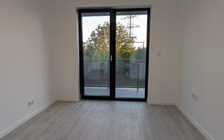 Apartament Ultrafinisat 3 camere-balcon-etaj 1-lift-Calea Moldovei - Poză 2