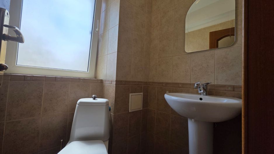 Vilă de inchiriat 5 dormitoare curte 300 m Iancu Nicolae Baneasa - Poză 8