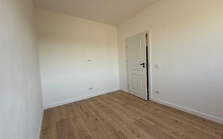 Duplex cu 5 camere gata de mutat - Poză 5