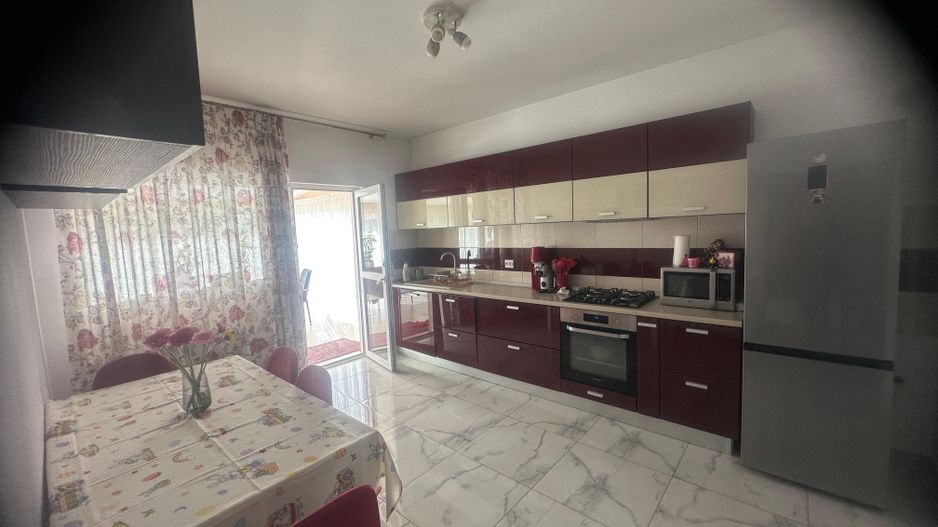 CASA SINGLE 4 CAMERE MARTISOR, TOATE UTILITATILE, CENTRALA,COMISION 0% - Poză 13