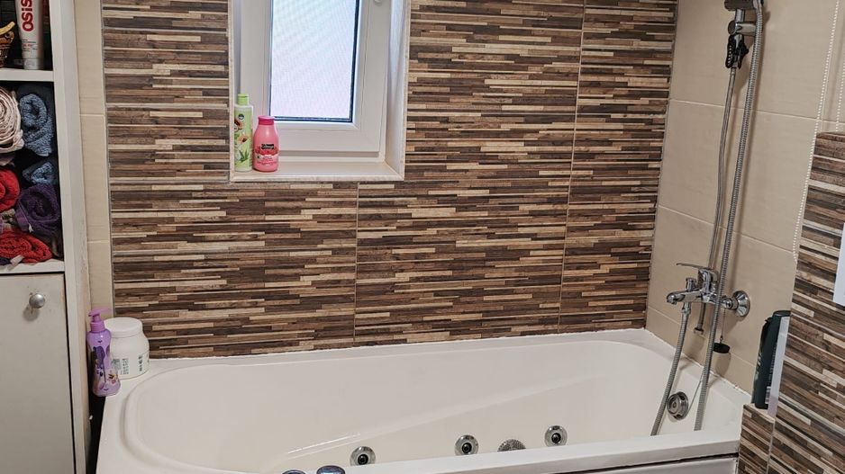 De vanzare! Casa in Campenesti, langa lac - Poză 16