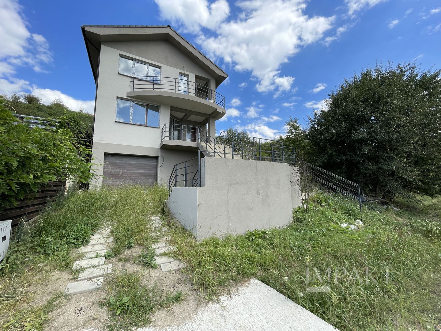 Casa individuala, dispusa trei nivele in Chinteni! - Poză 2