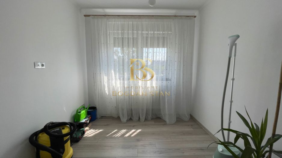 Apartament 3 camere de vânzare | Etaj 4 | Zona Micro 15 - Poză 9