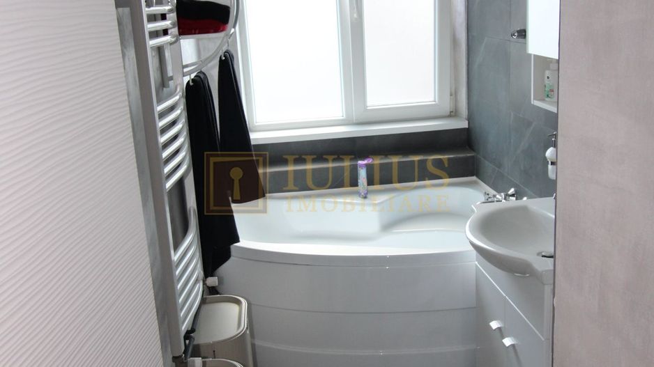 Ideal pentru doctori, asistente, vizavi de spitalul judetean, centrala proprie - Poză 5