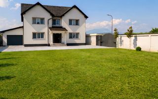 Vila modernă 5 camere Cristian I Brașov I curte 806 mp I Comision 0 - Poză 1