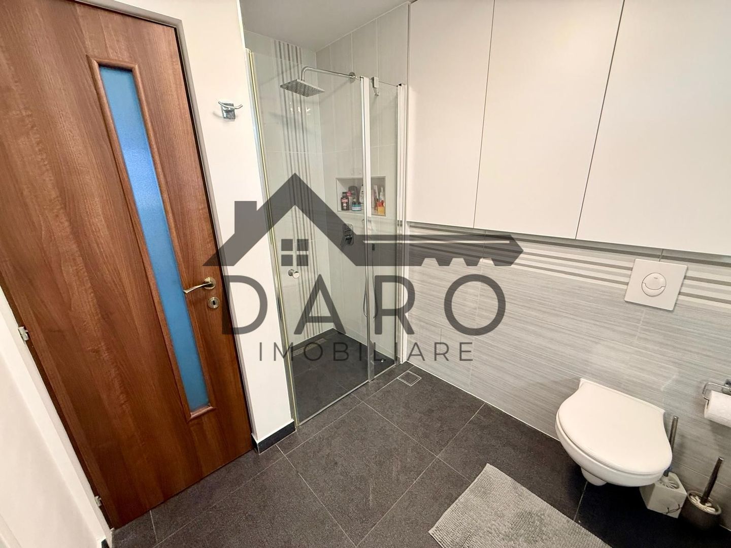 Apartament cu 2 camere in strada Moldovei. - Poză 7
