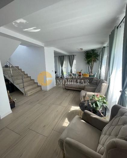 Casa Miroslava P+1 mobilata si utilata - Poză 4