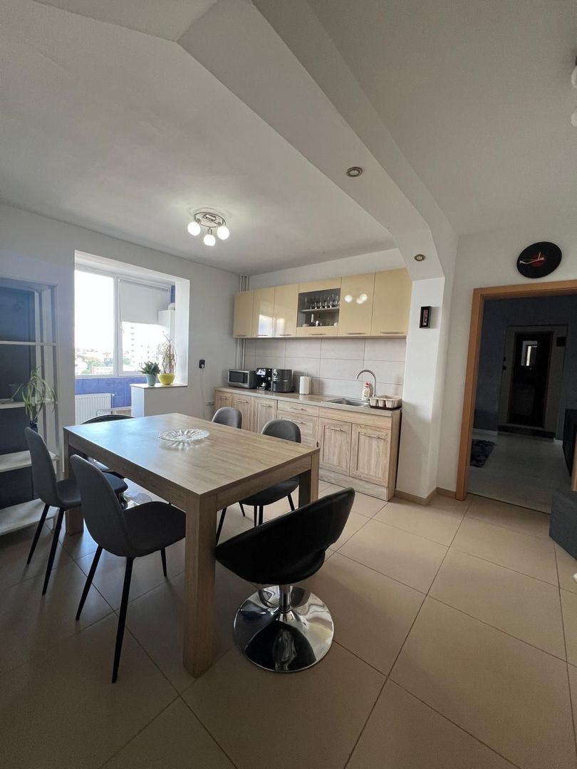Apartament  3 camere Circumvalatiunii - Poză 1