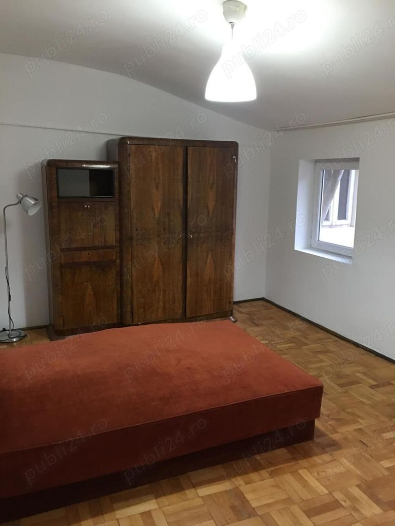 apartament 3 camere decomandate la curte (et.1), zona Dacia-Mosilor. pret 380 euro - Poză 3