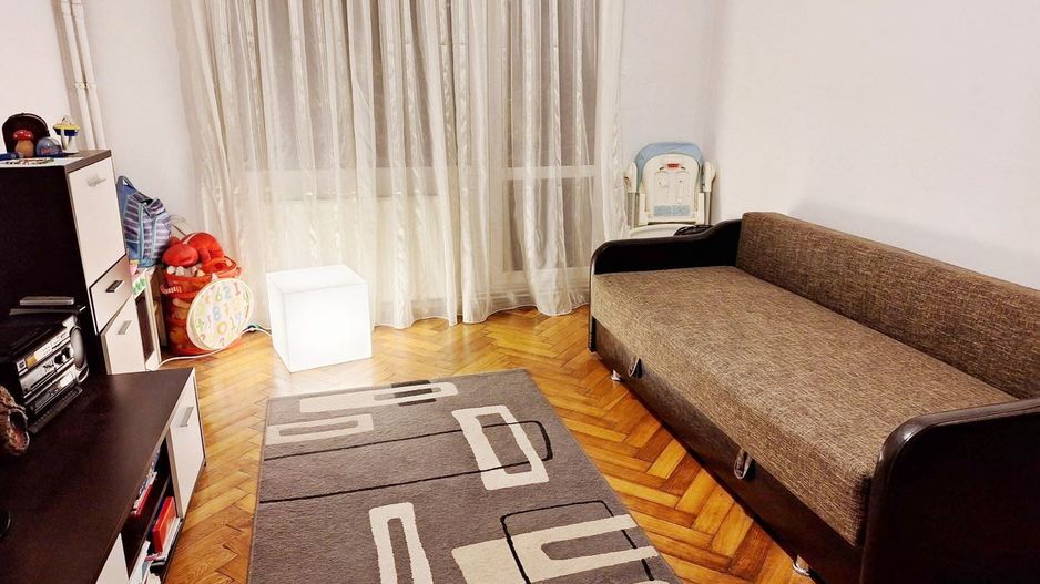 Garsoniera in bloc de apartamente piata Astra - Poză 1