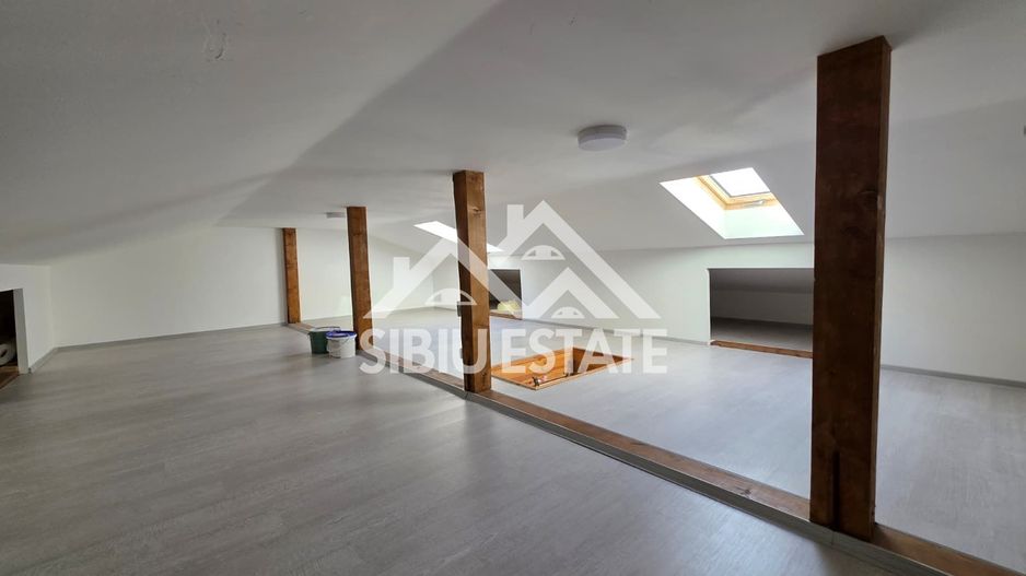 Apartament 4 camere cu terasa si pod, mobilat utilat - Poză 13