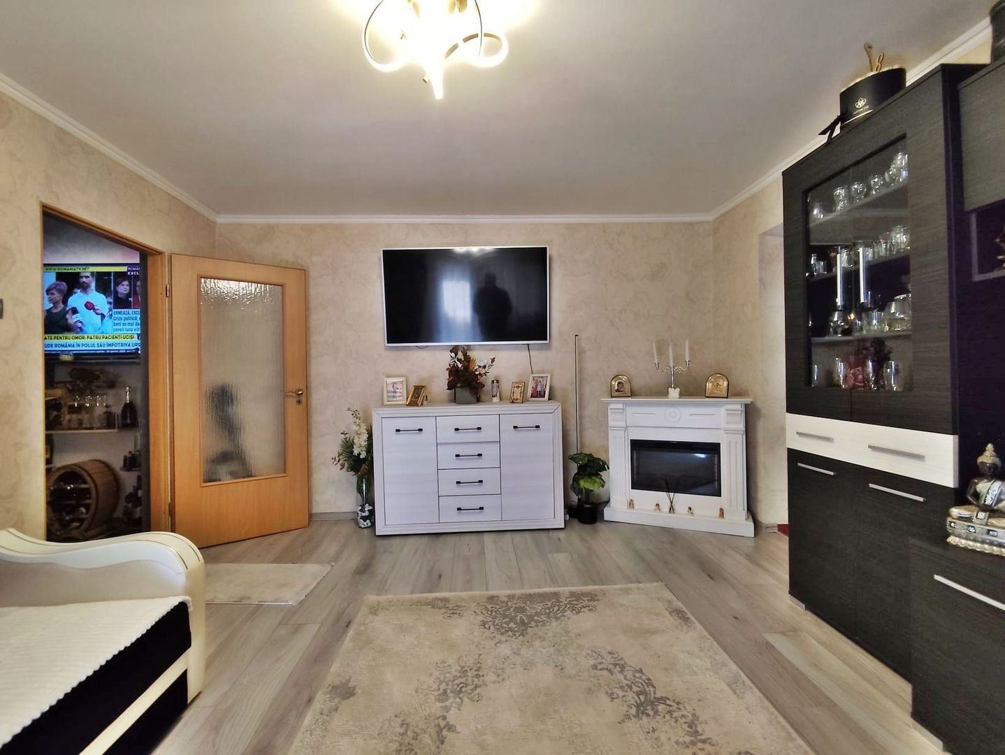 Apartament 2 camere, 51 mp, parcare, zona Nufarul, Oradea - vanzare - Poză 2