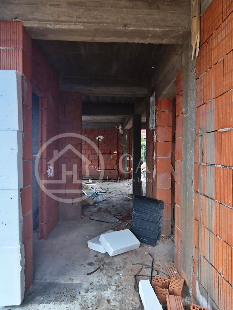 Casa de vanzare P+E cu 5 camere in Oncea, Oradea - Poză 10