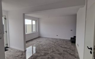 Casa moderna la cheie 5 camere 2 bai 120 mp utili si curte in Cristian - Poză 1