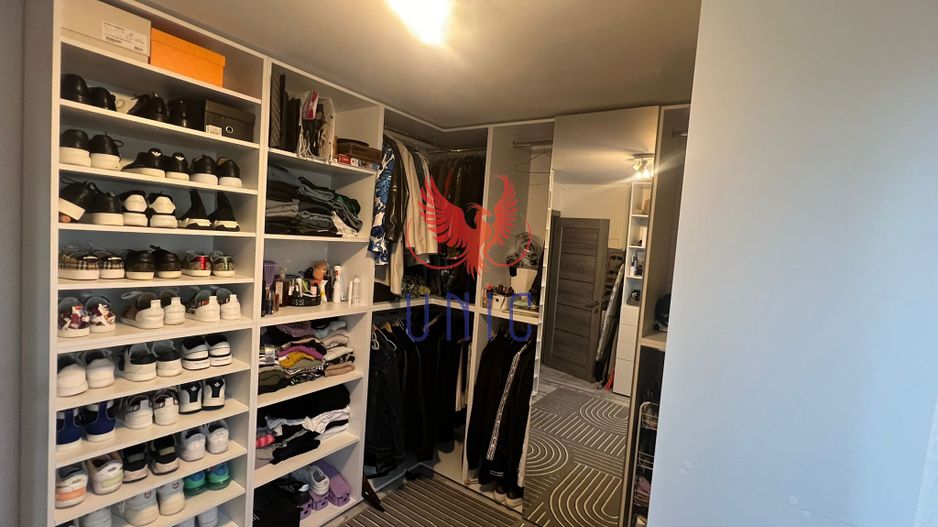 Casa de lux , zona  rezidentiala Popoveni - Poză 9