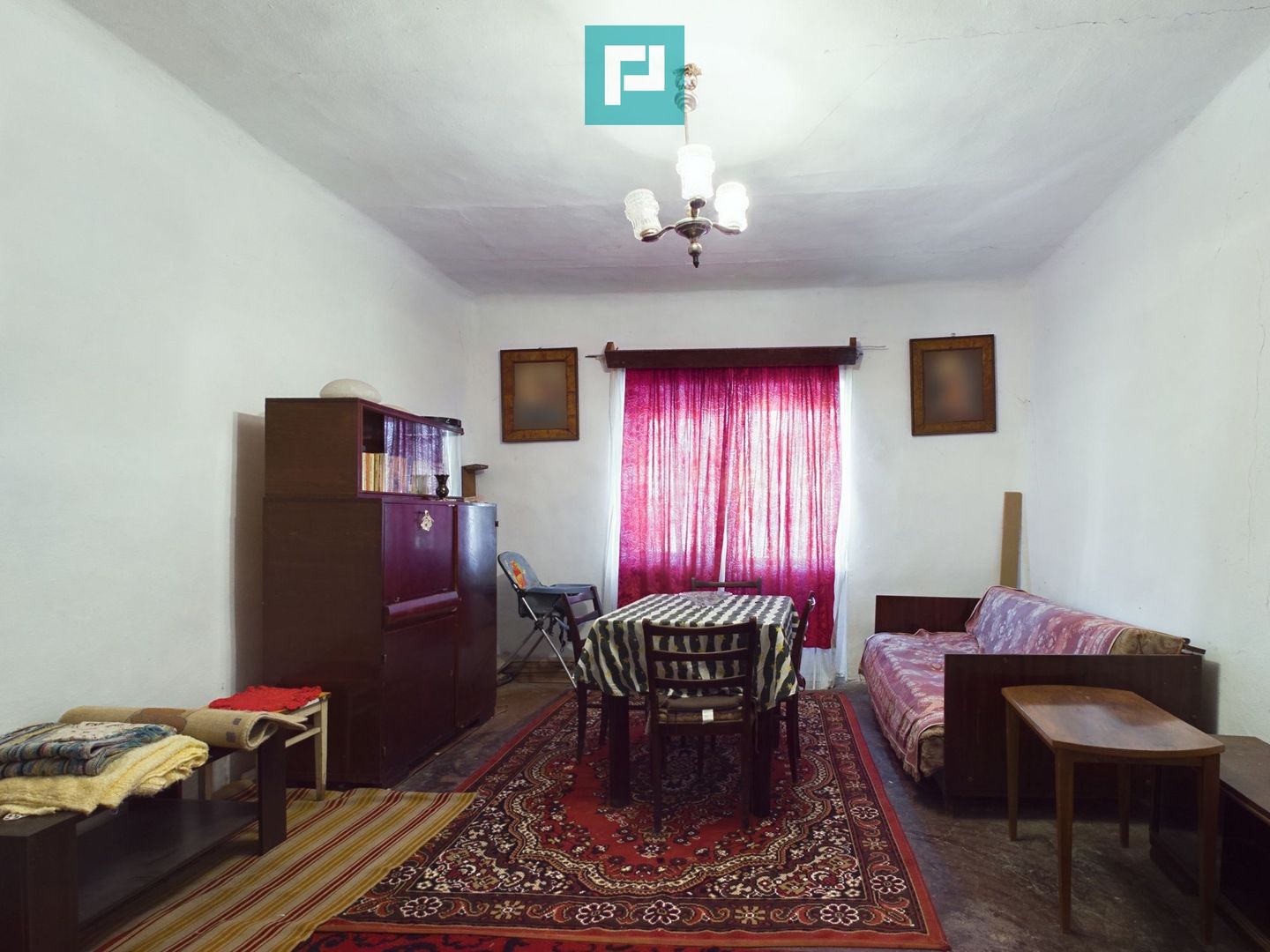 Casă cu teren generos de 2,880mp în Secusigiu - Poză 3