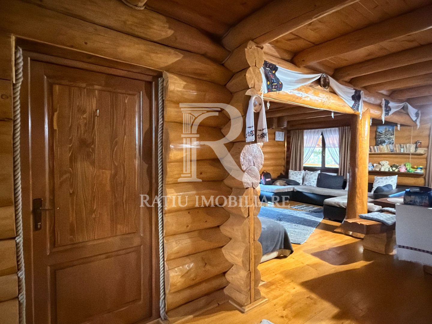 Cabană de lemn | 6 camere | Foișor | Ciubăr | Remeți | Bihor - Poză 17