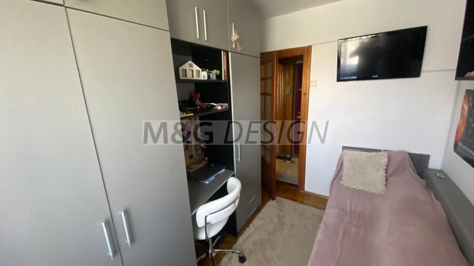 Apartamnt 3 camere Sagului cu centrala - Poză 23