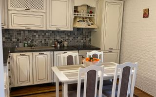 Casa cocheta zona Lupeni - Poză 11