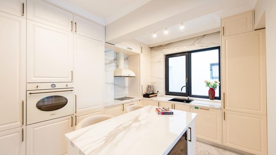 For Rent | 4-Room Apartment, 130 sqm | 2 Parking | Dressing Room - Poză 11