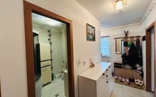 Apartament mobilat, cu 3 camere, 2 balcoane, 2 parcari - Selimbar - Poză 3