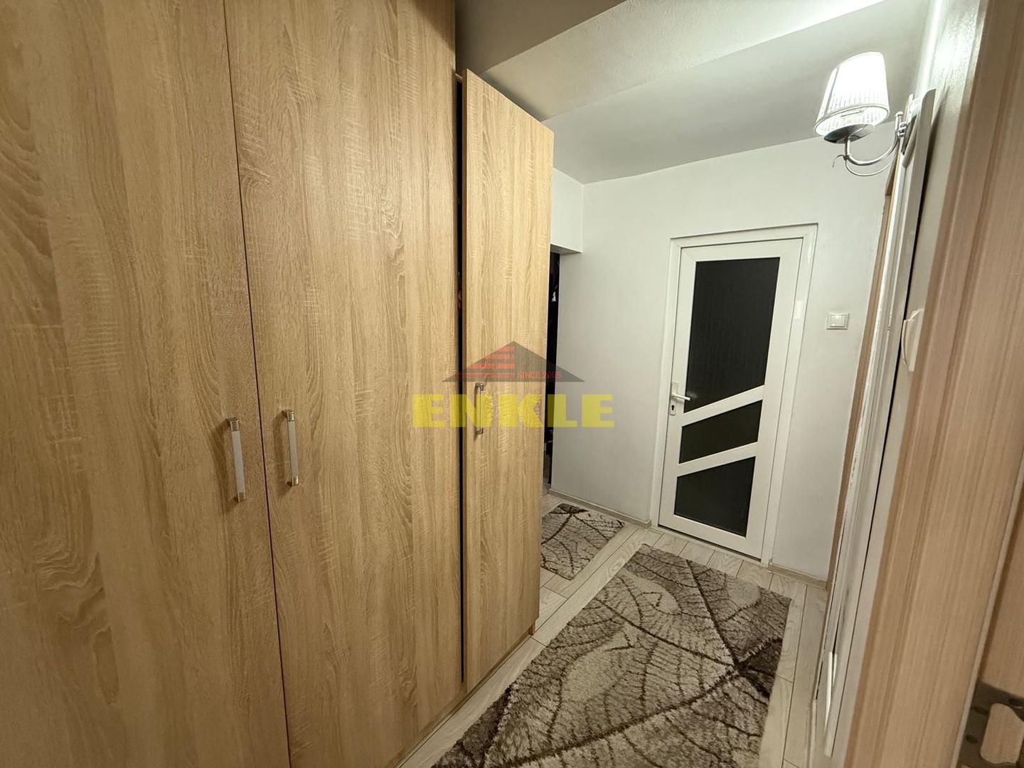 De vanzare apartament + teren generos în apropiere - Poză 12