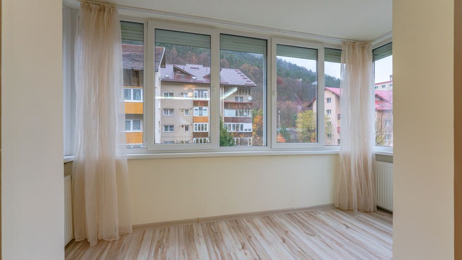 Apartament Mobilat si Utilat cu Loc de Parcare - Poză 5