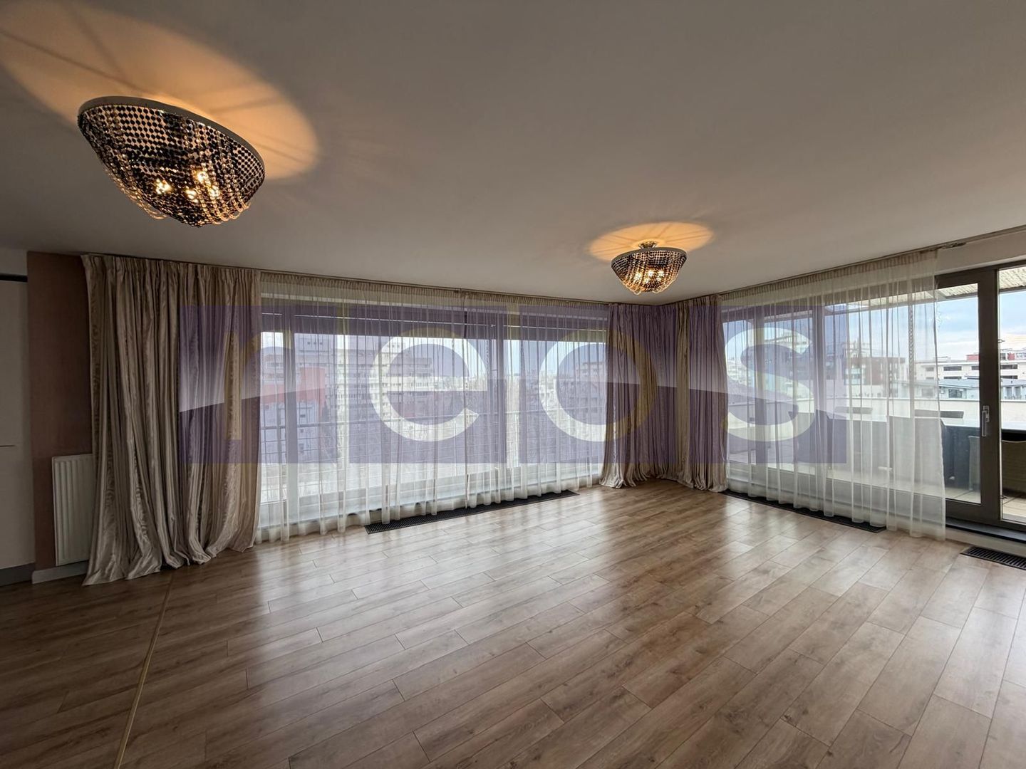 VANZARE PENTHOUSE DEOSEBIT 181MP | TERASA 280MP | MOBILAT - UTILAT LUX - Poză 38