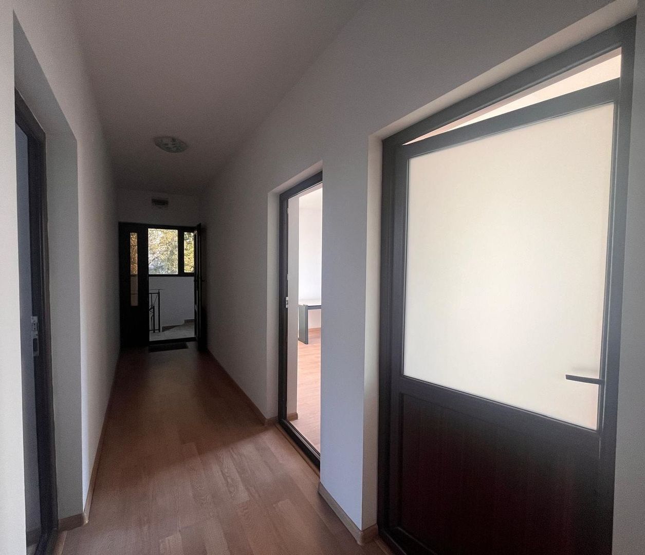 Inchiriere casa 4 camere office sau spatiu locativ Baneasa - Poză 9